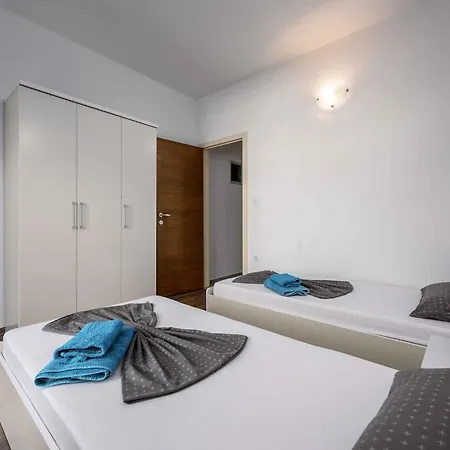 In Nova Vas/porec - Istrien 42148 아파트 *